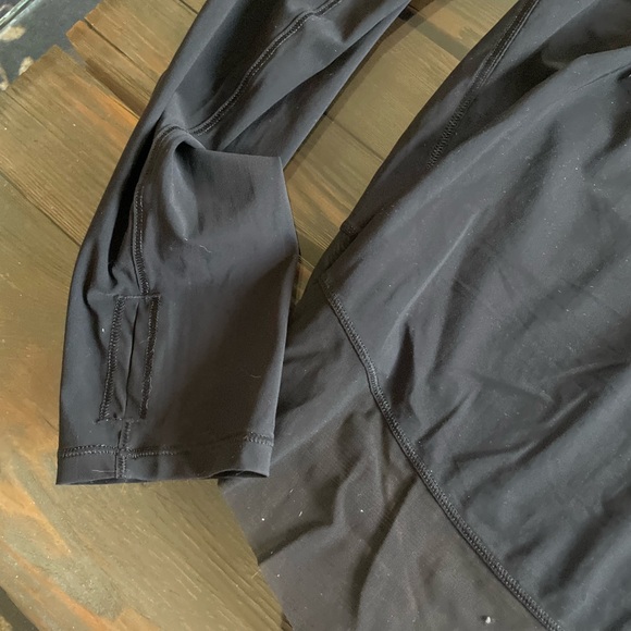 lululemon athletica Long Sleeve Crew Top - black - Picture 2 of 5